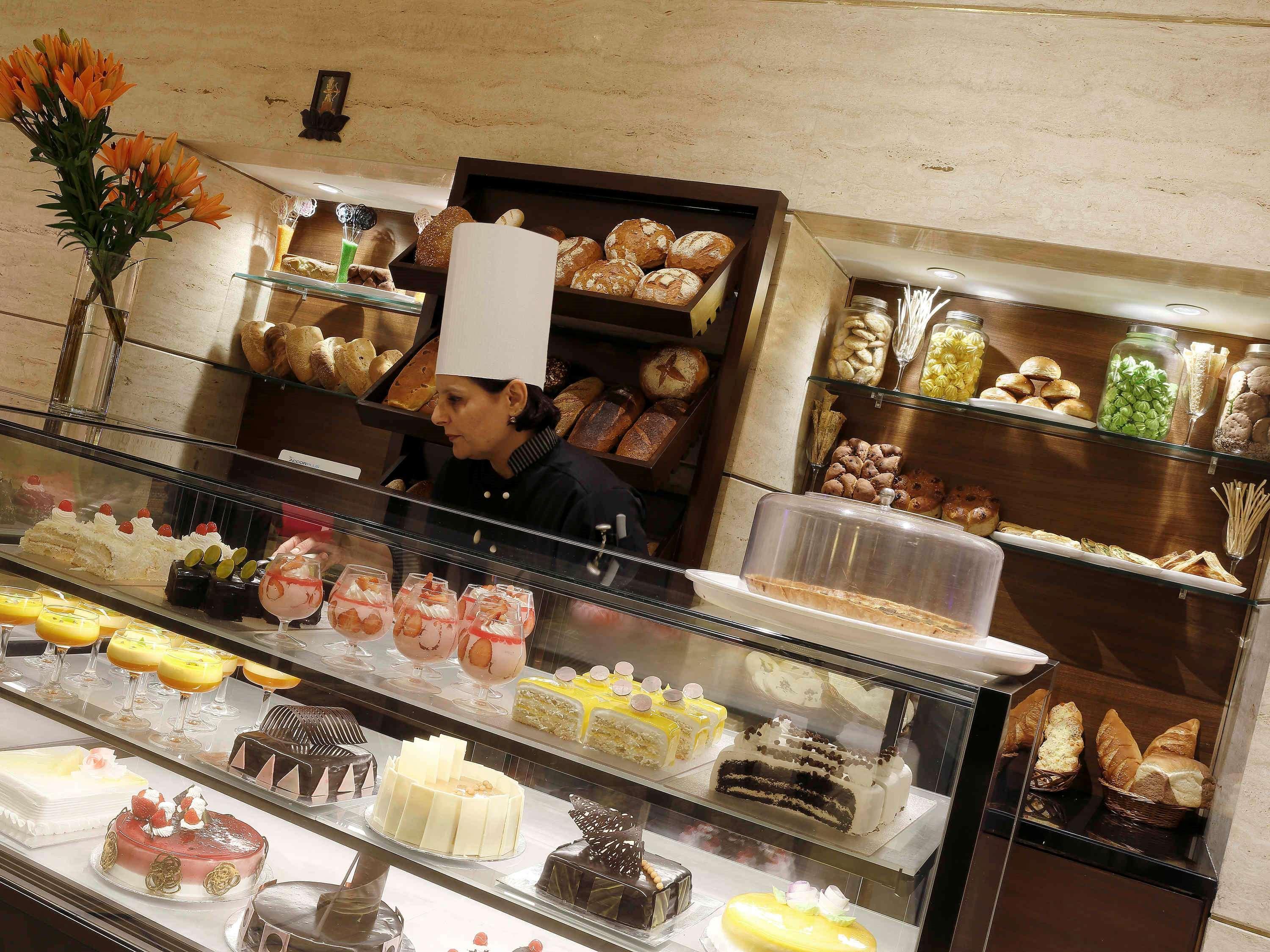 Grand Mercure Vadodara Surya Palace Ανέσεις φωτογραφία