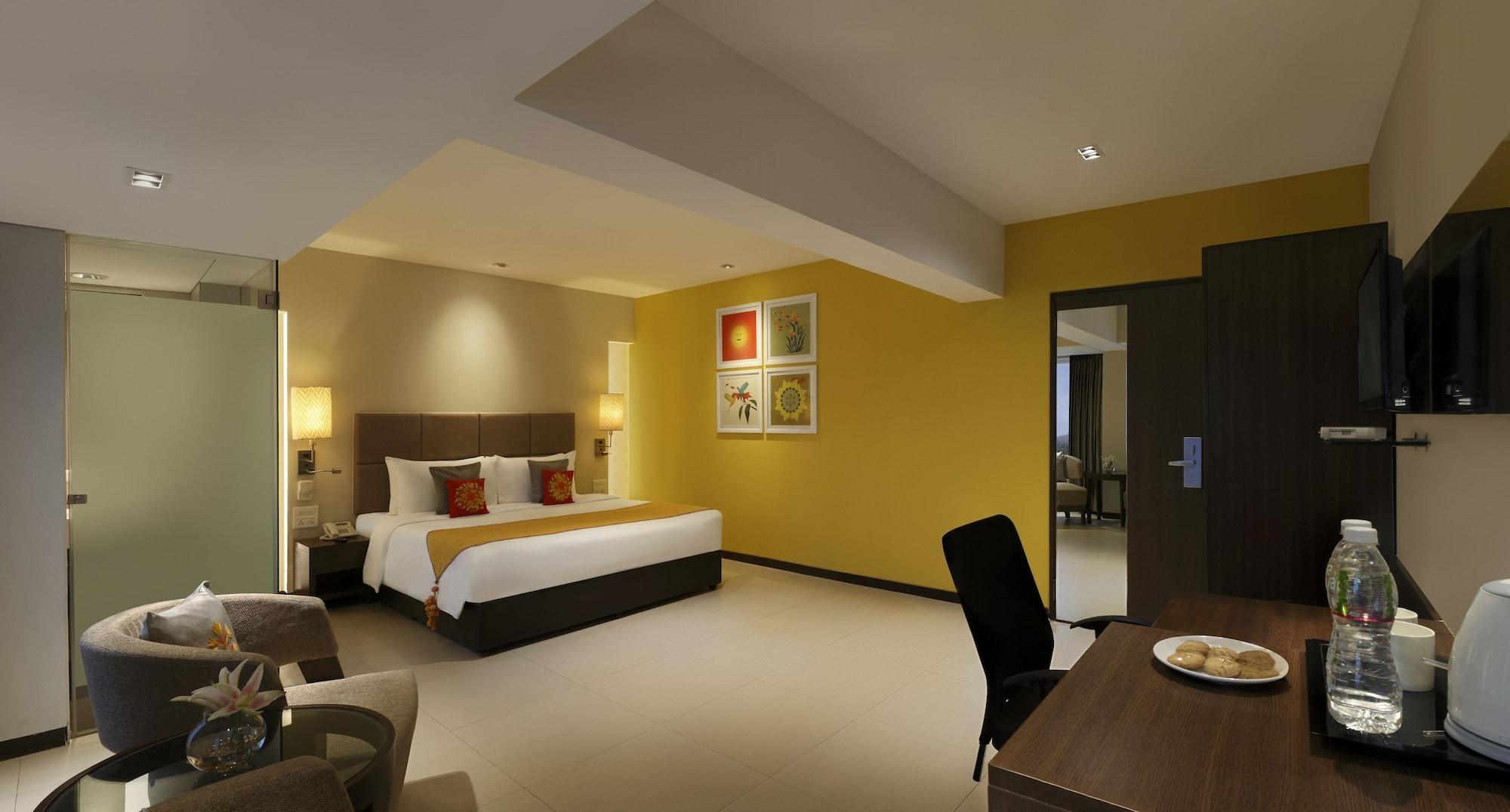 Grand Mercure Vadodara Surya Palace Εξωτερικό φωτογραφία