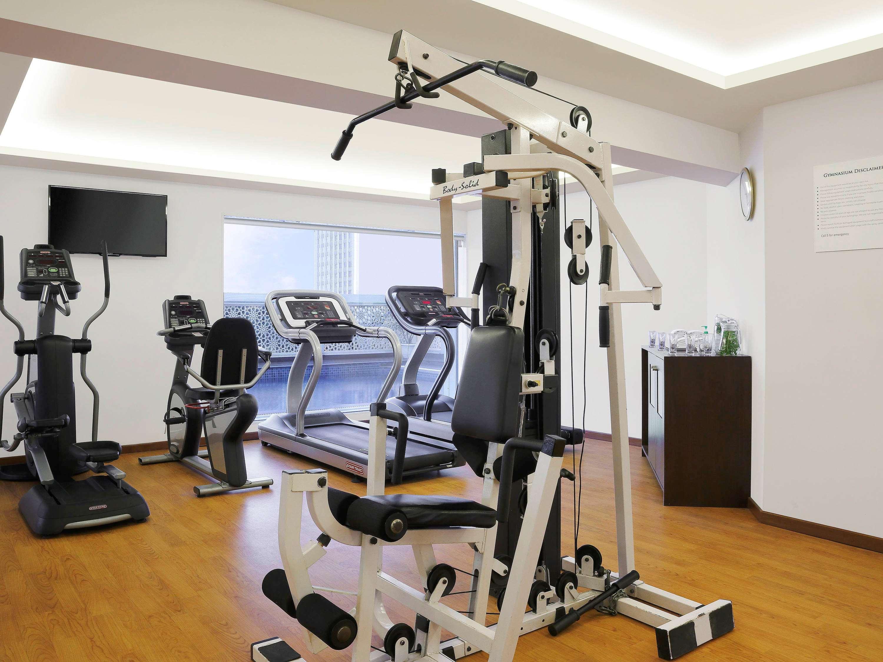 Grand Mercure Vadodara Surya Palace Εξωτερικό φωτογραφία